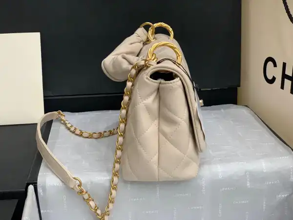 Firstbag Ru CHANEL FLAP BAG