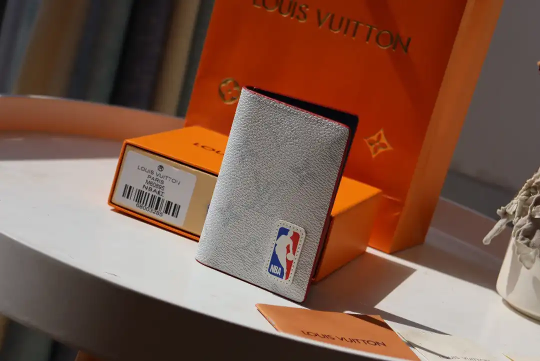 Aaa replica ru LOUIS VUITTON LVXNBA POCKET ORGANIZER