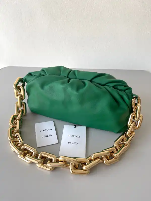 BOTTEGA VENETA THE CHAIN POUCH