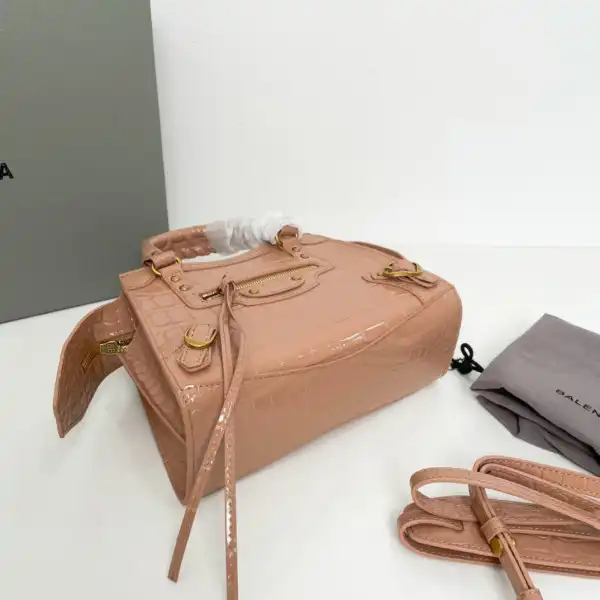 Bagsoffer yupoo BALENCIAGA NEO CLASSIC MINI TOP HANDLE BAG