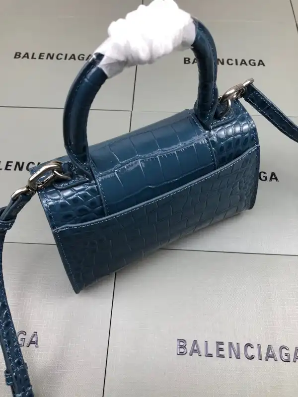 Bagsoffer BALENCIAGA HOURGLASS