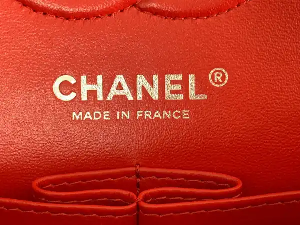 CHANEL FLAP BAG 23CM