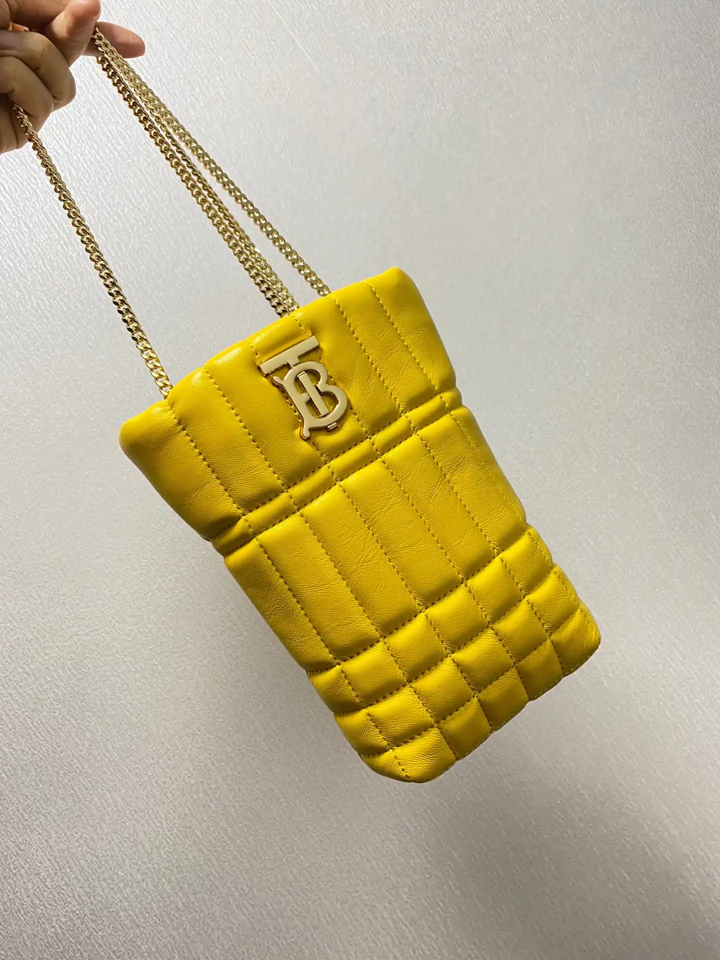 BURBERRY MICRO Lola Bucket Bag