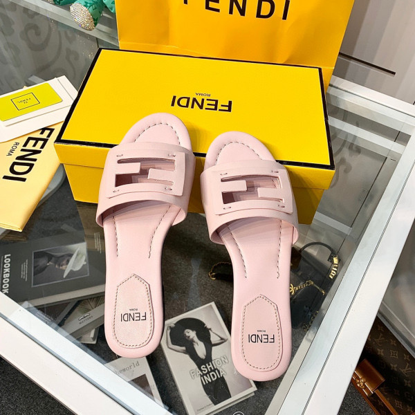 HOT SALE Fendi Signature