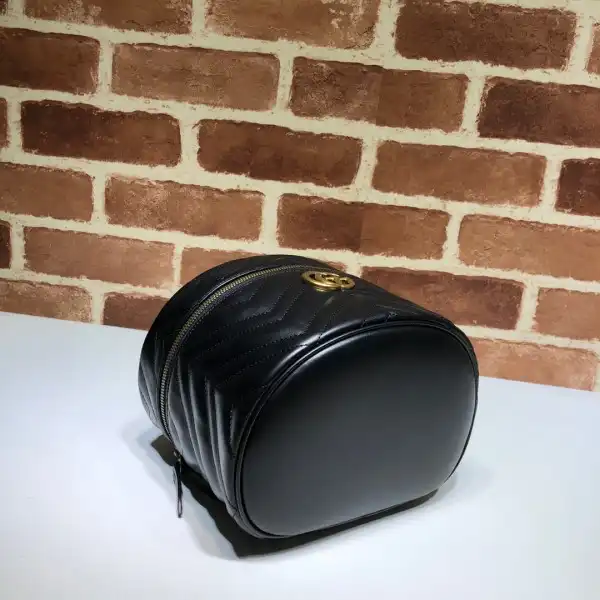 GUCCI GG Marmont small cosmetic case