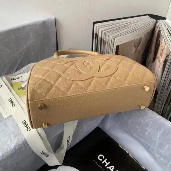 First Bag Ru CHANEL VINTAGEP BAG