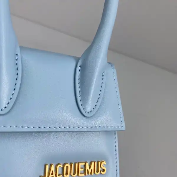 JACQUEMUS Le Chiquito Mini Bag