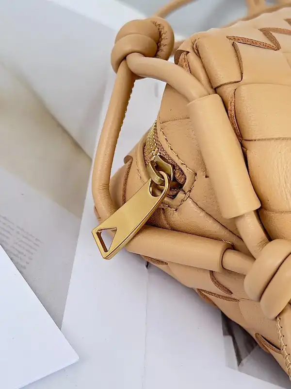 BOTTEGA VENETA Mini Loop Camera Bag