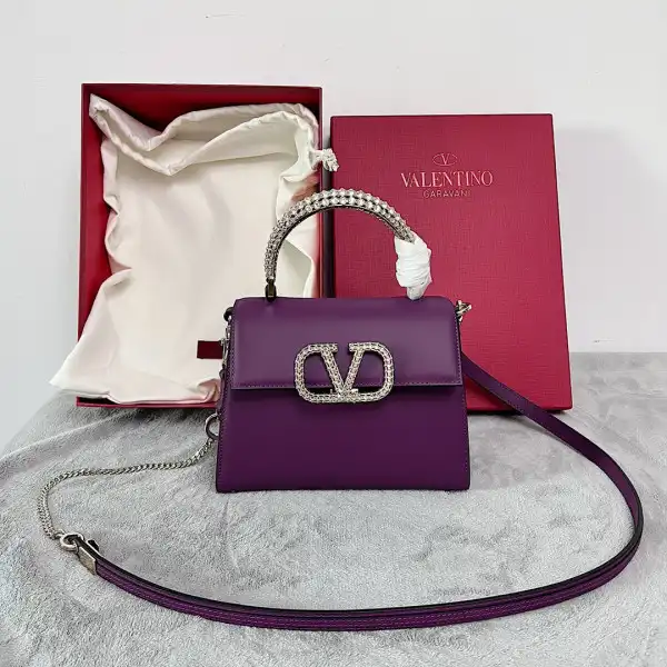 Bagsoffer VALENTINO SMALL VSLING GRAINY CALFSKIN HANDBAG