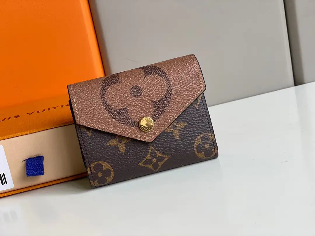 Cheap LOUIS VUITTON ZOÉ WALLET