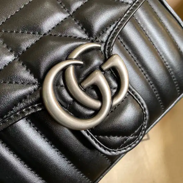 GUCCI GG Marmont Mini Top Handle Bag