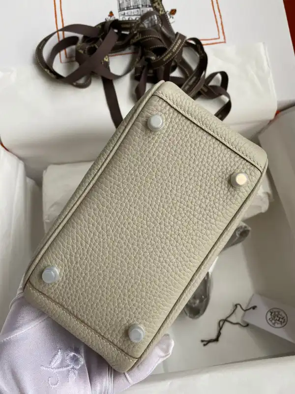 First bag ru HERMES LINDY MINI HANDMADE