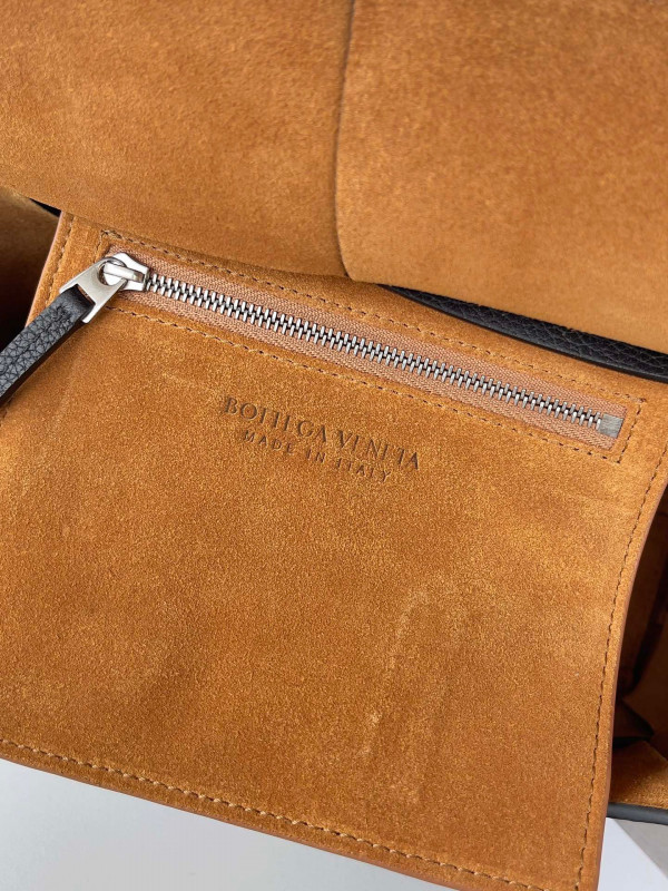 HOT SALE BOTTEGA VENETA MINI ARCO