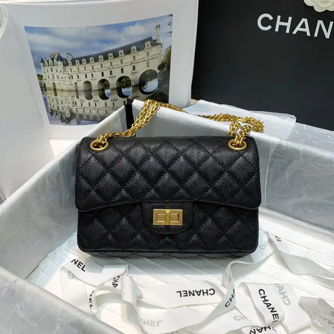 First bag ru CHANEL FLAP BAG