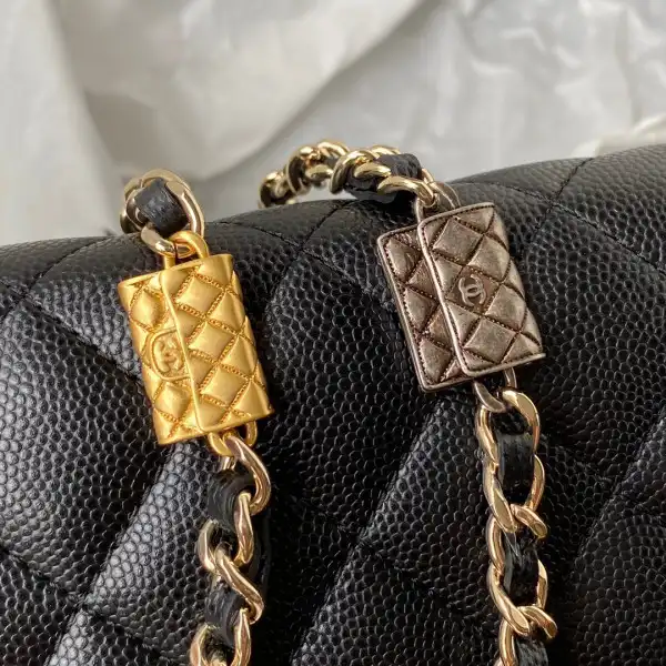 First Bag Ru CHANEL CHAIN WALLET