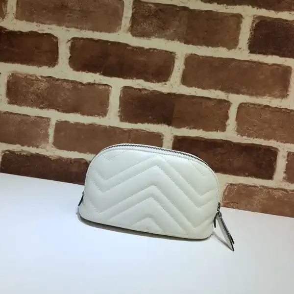 Affordable GUCCI GG Marmont cosmetic case