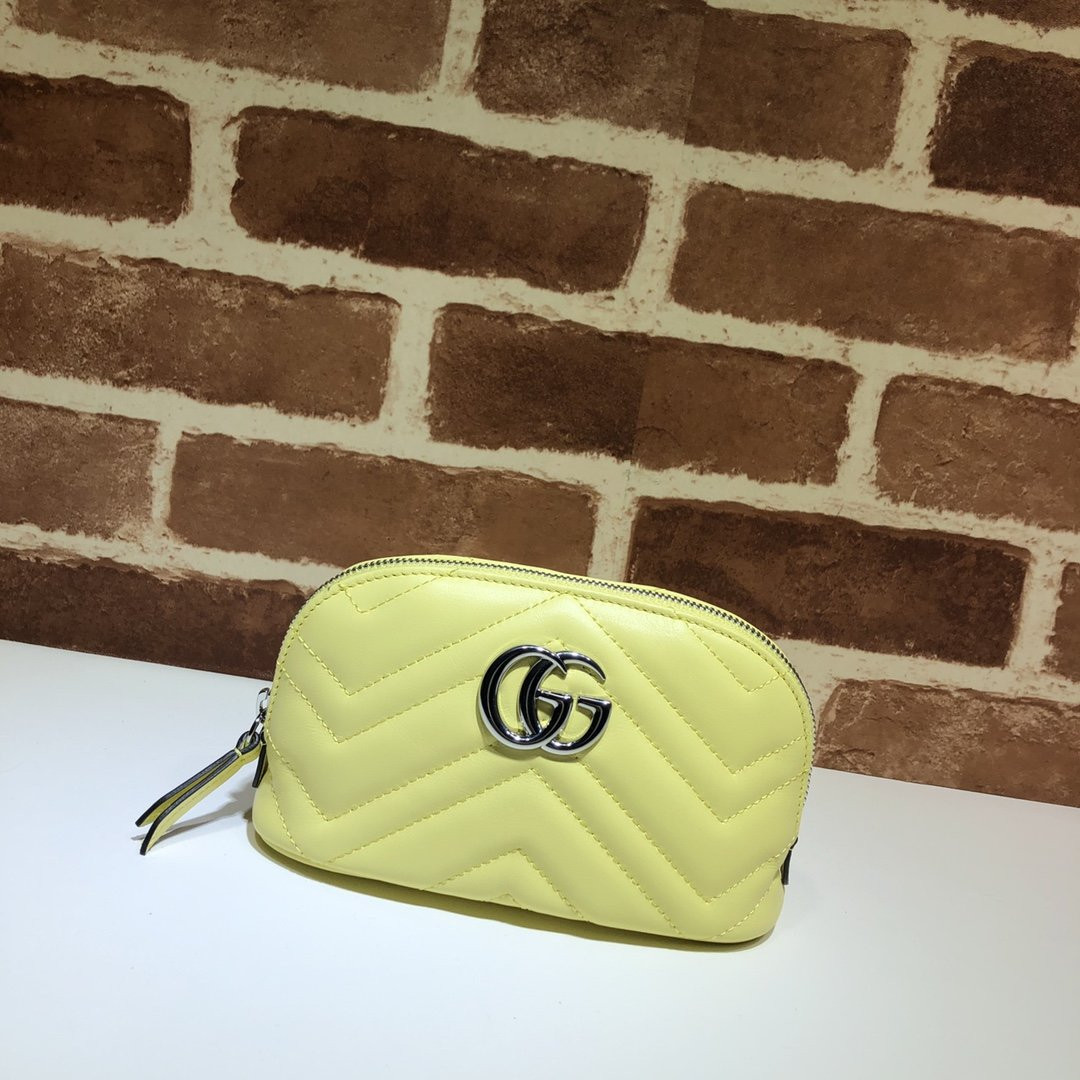 HOT SALE GUCCI GG Marmont cosmetic case