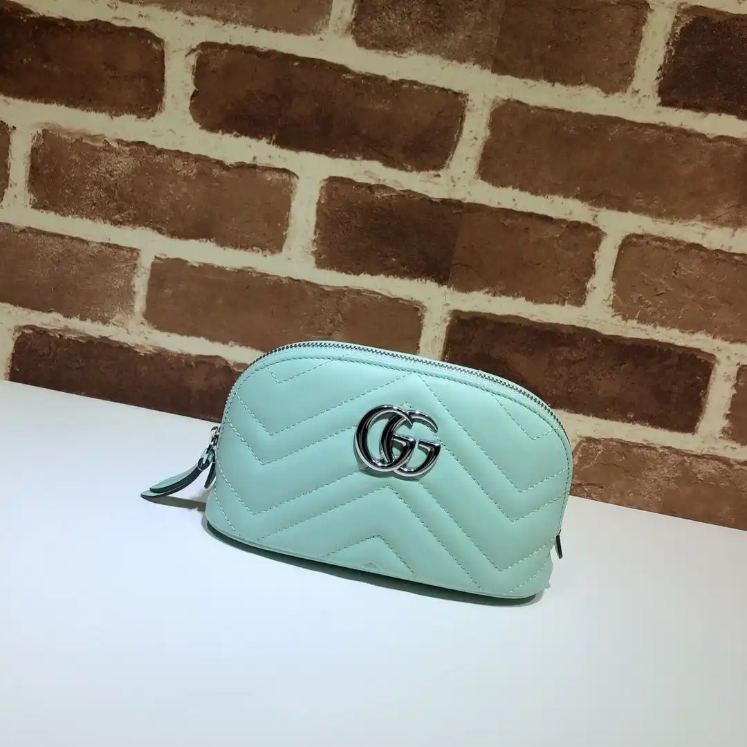 GUCCI GG Marmont cosmetic case