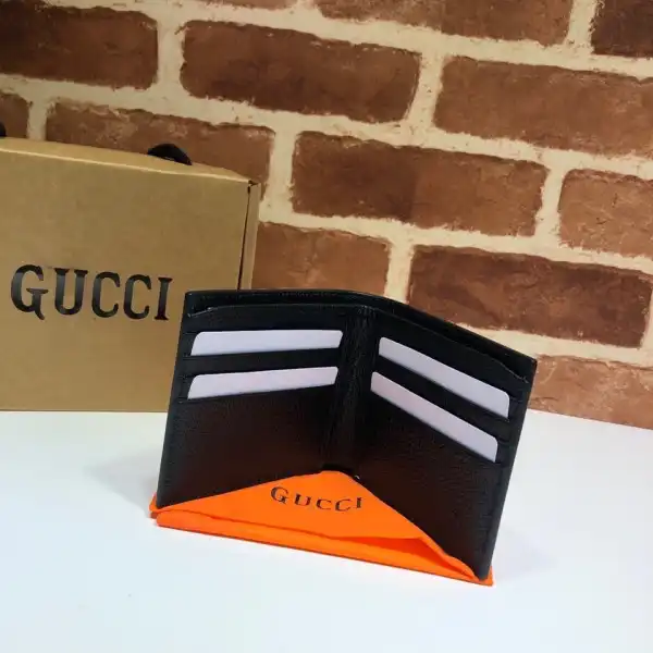 GUCCI Off The Grid billfold wallet