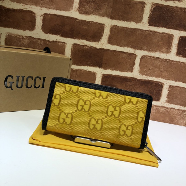 HOT SALE GUCCI Off The Grid Zippy wallet