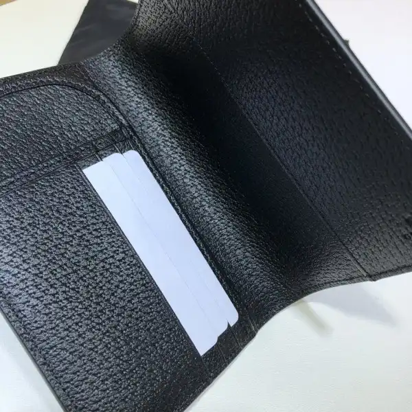 Affordable GUCCI Off The Grid passport case