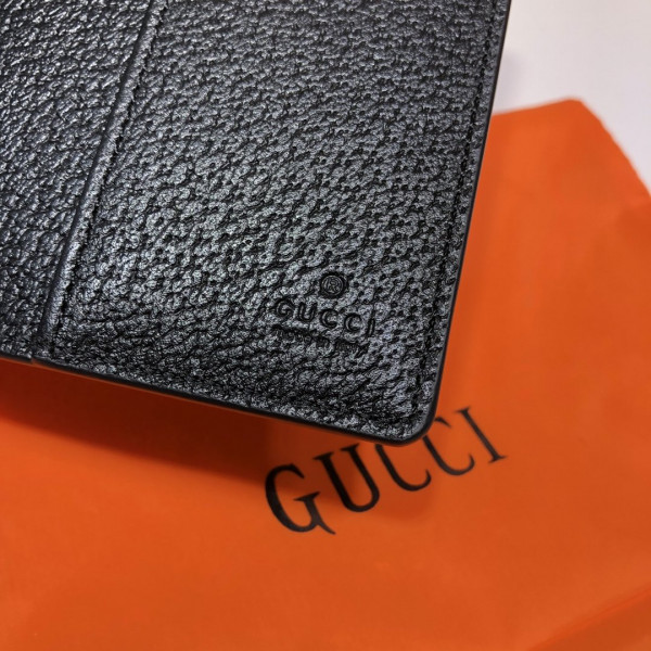 HOT SALE GUCCI Off The Grid passport case