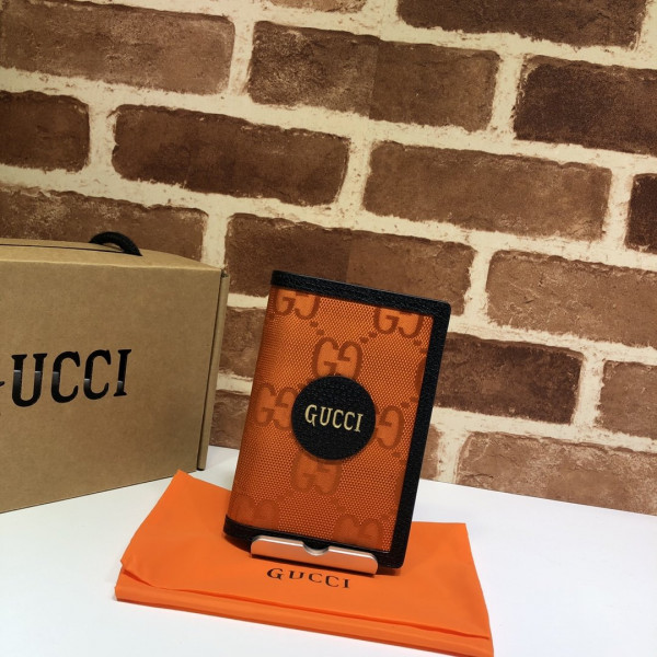 HOT SALE GUCCI Off The Grid passport case