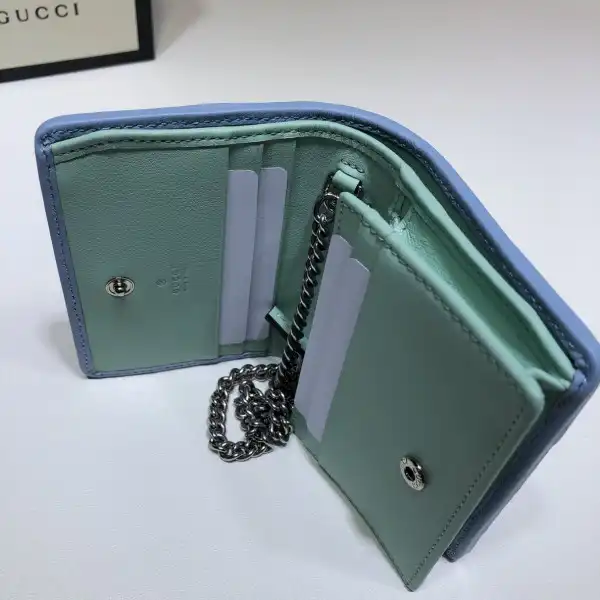 GUCCI GG Marmont chain wallet