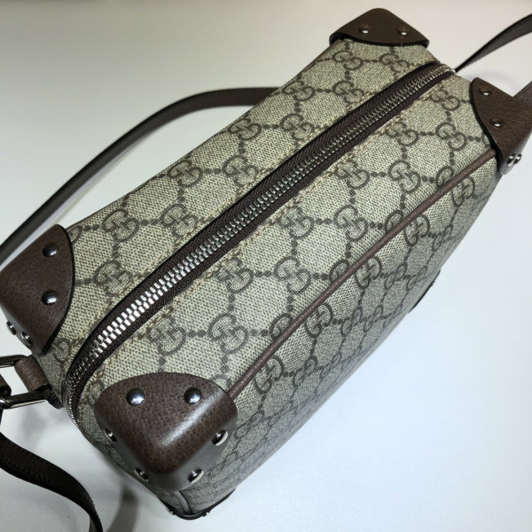 HOT SALE GUCCI GG shoulder bag with leather details