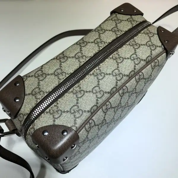 GUCCI GG shoulder bag with leather details