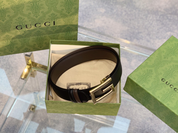 HOT SALE GUCCI Reversible belt with Square G buckle