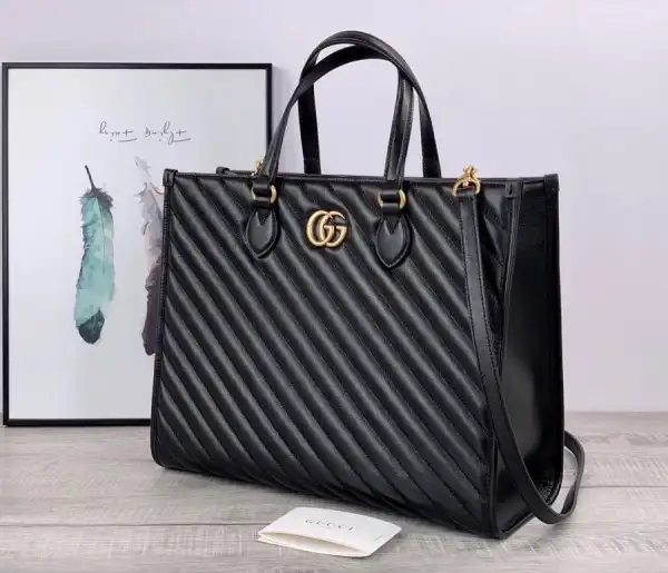 Cheap GUCCI GG Marmont medium tote bag