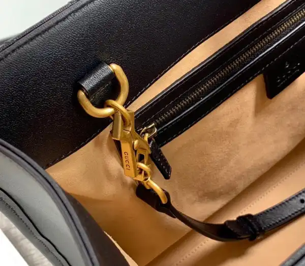 Cheap GUCCI GG Marmont medium tote bag