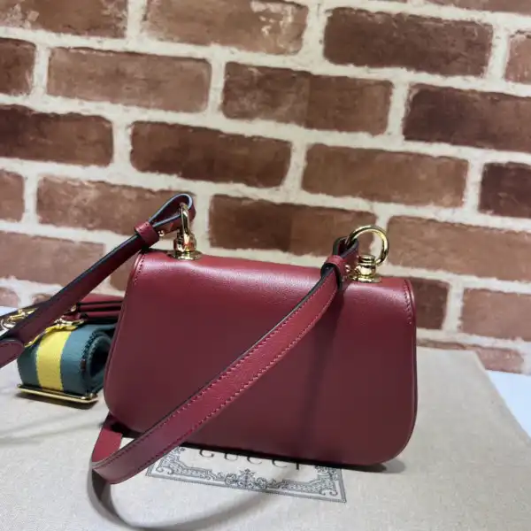 Frstbag ru Gucci Blondie mini bag