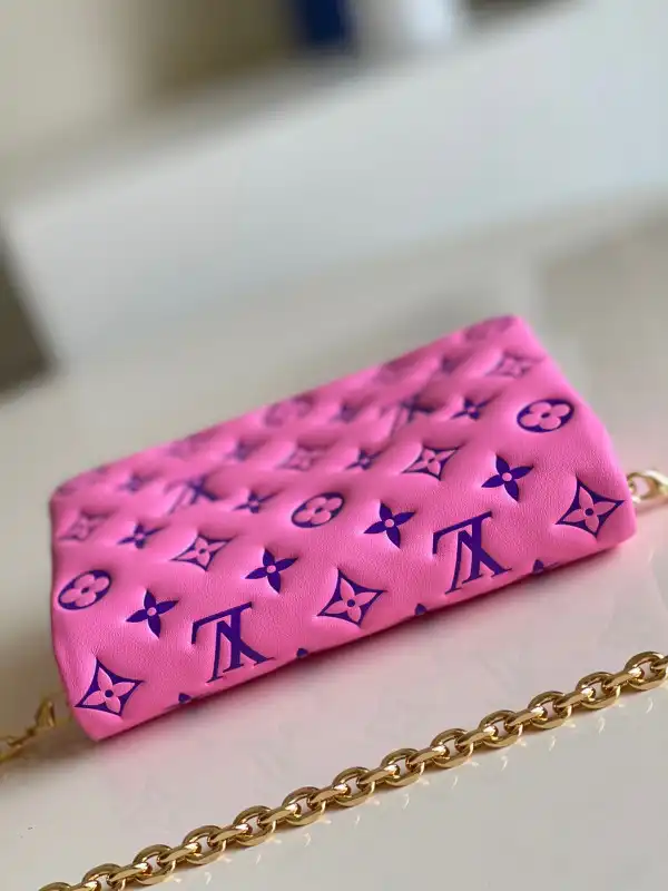 LOUIS VUITTON POCHETTE COUSSIN