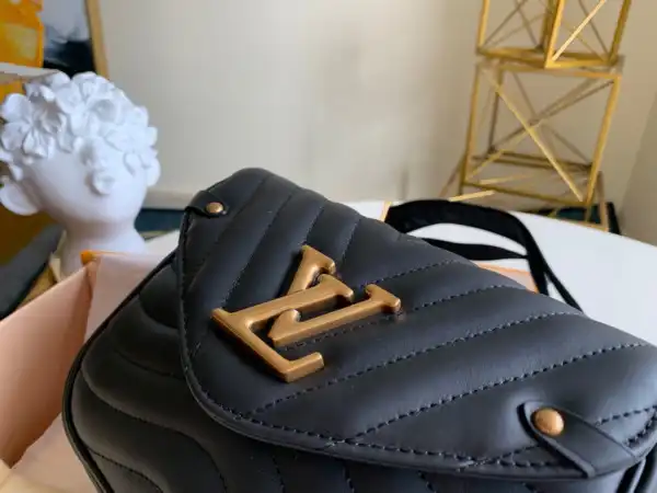 Aaa replica ru LOUIS VUITTON MULTI POCHETTE NEW WAVE