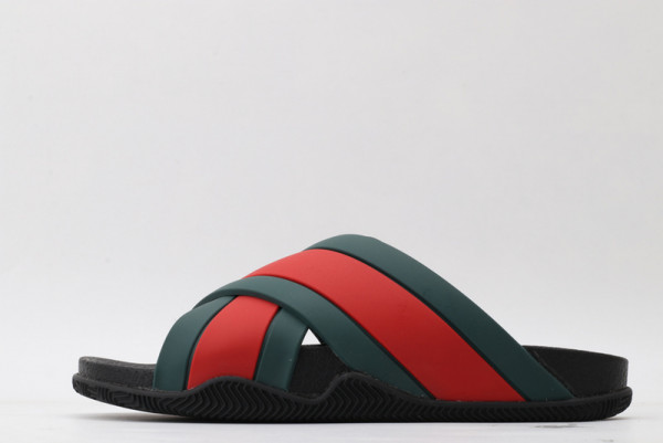 GUCCI rubber slide sandal with Web