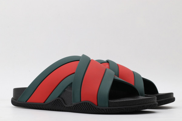 GUCCI rubber slide sandal with Web