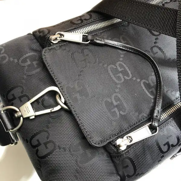 Bagsoffer GUCCI Off The Grid duffle bag