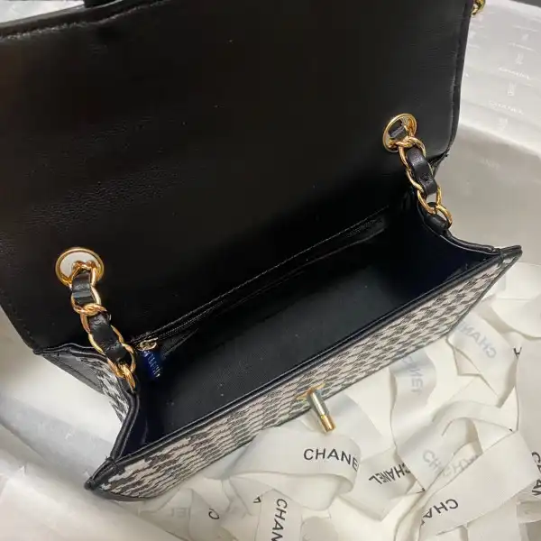 CHANEL FLAP BAG