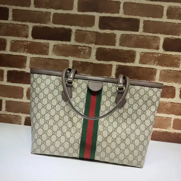 GUCCI Ophidia GG medium tote