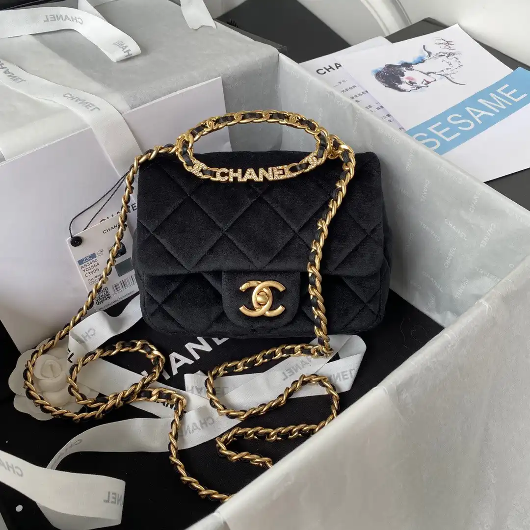 CHANEL FLAP BAG