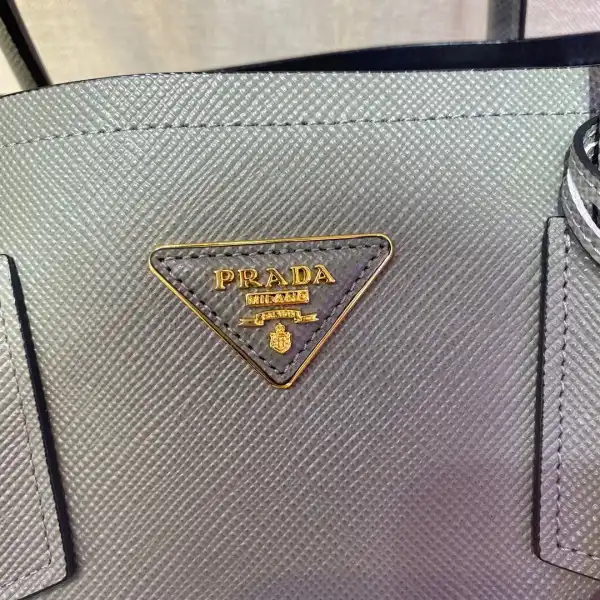 Bagsoffer PRADA Double Bag