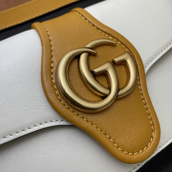 HOT SALE GUCCI Small shoulder bag with Double G