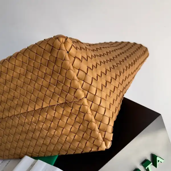 Bagsoffer BOTTEGA VENETA MEDIUM ANDIAMO