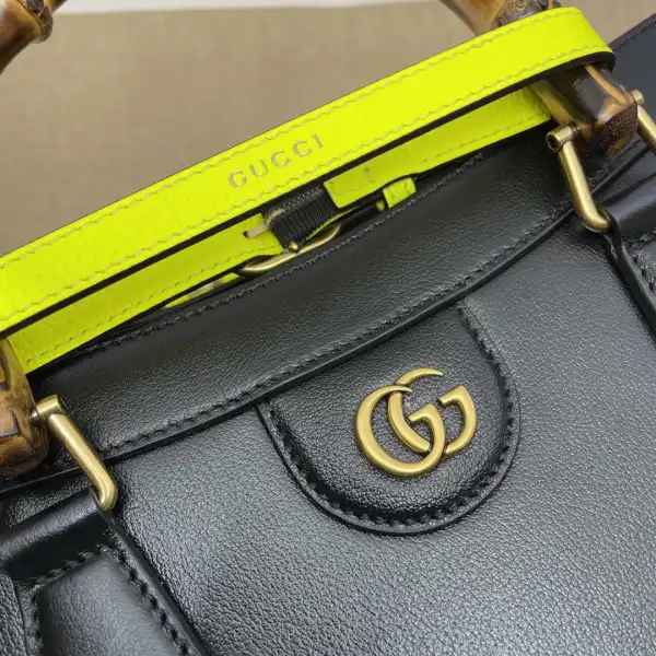 GUCCI Diana medium tote bag