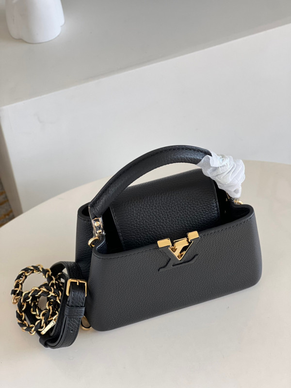 HOT SALE LOUIS VUITTON CAPUCINES MINI