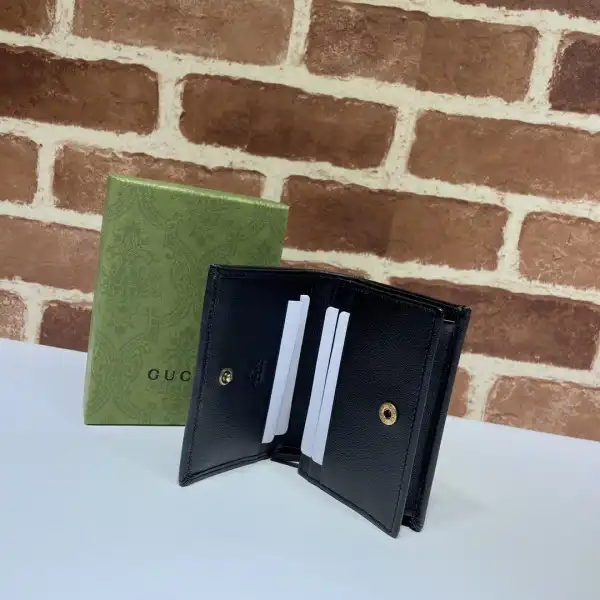 Gucci Diana card case wallet