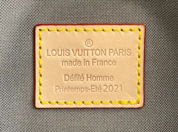 First bag ru LOUIS VUITTON KEEPALL BANDOULIÈRE 50