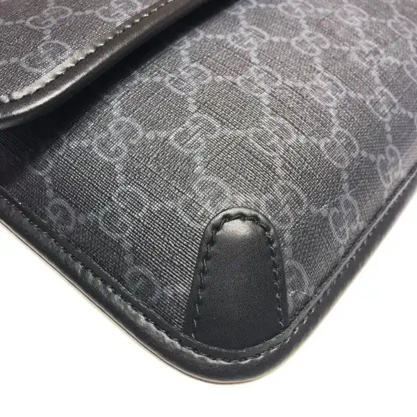 First bag ru GUCCI GG Black belt bag